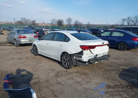 2019 Kia Forte Lxs из США, поврежденный, VIN 3KPF24AD6KE111207